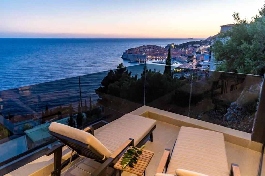 New&Luxury 5* With An Amazing View - Pure Apartment 杜布罗夫尼克 外观 照片